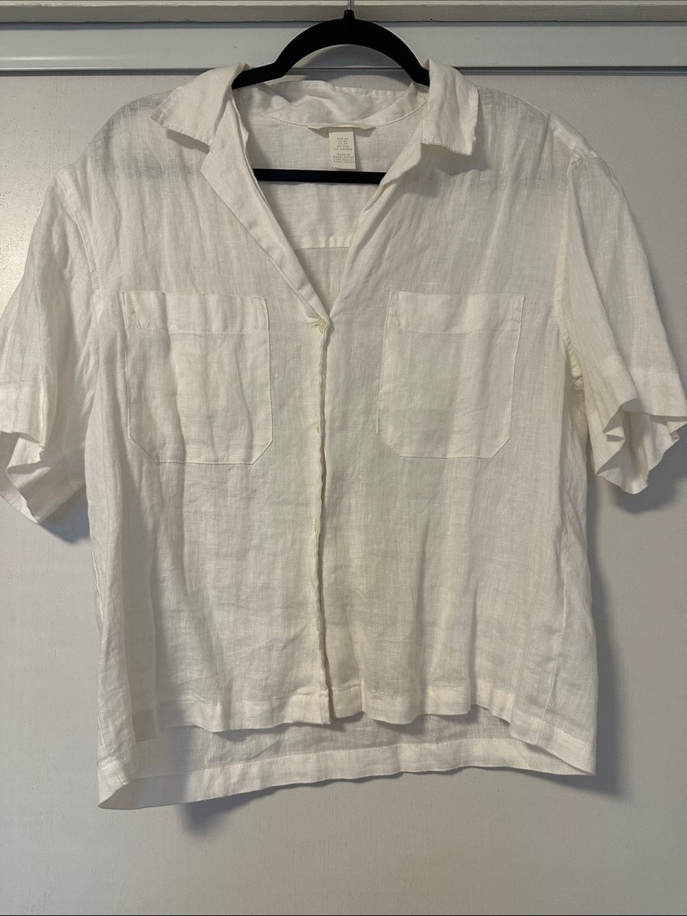 H&M White Linen Button-Down Cropped Shirt with Double-Breasted Pockets